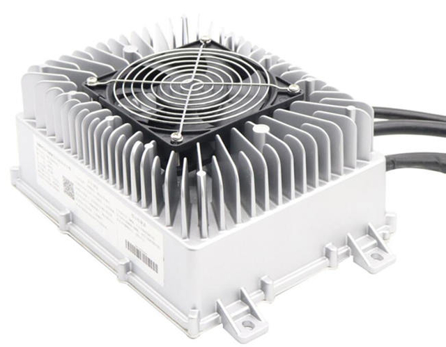 48v Battery Charger 20A Smart Charge Cooling Fan Auto-Stop For Golf Cart RV EV Solar